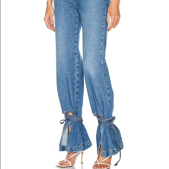 Loewe - Picture 4 of 9